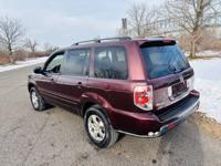 2007 Honda Pilot EX-L 3rd row seat awd Our website is Motorhubnj.com - Image 5