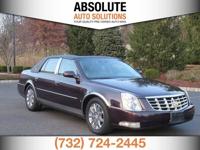 2009 Cadillac DTS Luxury 5 Passenger 4dr Sedan Cadillac DTS Sedan - Image 4