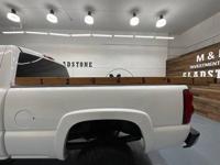 2005 Chevrolet Chevy Silverado 2500 LS Crew Cab 4X4 / 6.0L V8 / Lifted / ZERO RU + MM Investment Cars-Gladstone / WE SHIP NATIONWIDE - Image 10