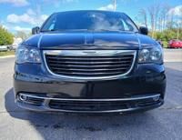 2016 CHRYSLER TOWN AND COUNTRY WAUKEGAN, ILLINOIS - Image 3