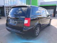 2016 CHRYSLER TOWN AND COUNTRY WAUKEGAN, ILLINOIS - Image 7