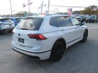 2022 VOLKSWAGEN TIGUAN SE R-LINE BLACK - Image 6