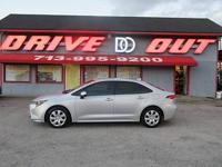 2022 TOYOTA COROLLA LE - Image 3