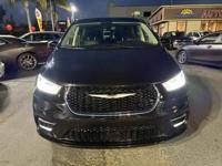 2024 Chrysler Pacifica Heated Seats, Easy Financing,Call SKU:26830 Chr San Diego Auto Finders - Image 3