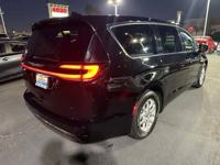 2024 Chrysler Pacifica Heated Seats, Easy Financing,Call SKU:26830 Chr San Diego Auto Finders - Image 5