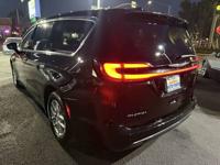 2024 Chrysler Pacifica Heated Seats, Easy Financing,Call SKU:26830 Chr San Diego Auto Finders - Image 7