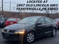 2012 VOLKSWAGEN JETTA LOW MILES GREAT ON GAS RUNS GREAT WARRANTY FEASTERVILLE