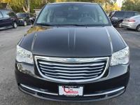 2012 CHRYSLER TOWN AND COUNTRY ZION ILLINOIS - Image 3
