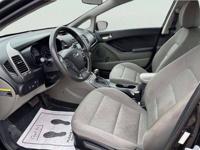 2015 KIA FORTE LX SEDAN ACTUAL LOW 53K MILES GAS SAVER 4CYL 434179 YOUR CHOICE AUTOS WAUKEGAN, IL 60085 - Image 10