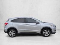 2017 Honda HR-V EX-L Navi AWD All Wheel Drive SUV AUTONATION-Available Tuesday December 23rd-Call to confirm - Image 5