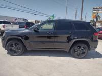 2018 Jeep Grand Cherokee Laredo 4x4 4dr SUV down payment w.a.c. Houston - Image 5