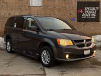 2019 Dodge Grand Caravan Wheelchair Accessible Handicap Minivan Skokie - Image 5