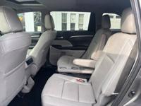 2017 Toyota Highlander Hybrid AWD All Wheel Drive Electric Limited SUV Dependable Auto Outlet - Image 10