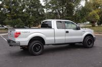2010 Ford F-150 4x4 4WD F150 XLT Truck Victory Motors of Colorado - Image 5