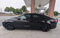 2014 Ford Fusion SE extra clean runs and drives like new, gas saver Loganville - Image 4