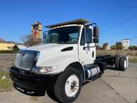 2016 INTERNATIONAL 4300 CAB AND CHASSIS **CUMMINS, CA COMPLIANT** SAN FRANCISCO - Image 3