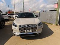 2024 Lincoln Corsair Premiere FWD _Lincoln_ _Corsair_ _SUV_ - Image 5