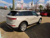 2024 Lincoln Corsair Premiere FWD _Lincoln_ _Corsair_ _SUV_ - Image 9