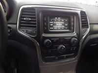 2015 Jeep Grand Cherokee Laredo 4x4 4dr SUV East Brunswick, NJ - Image 10
