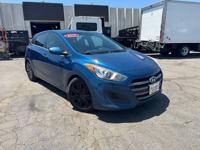 2016 Hyundai Elantra GT NEW TIRES! HEATED SEATS! LOTS OF CARGO SPACE! - Image 8