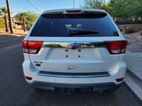 2012 Jeep Grand Cherokee 4x4 Overland/ Summit One Owners Low Mile Phoenix - Image 9
