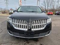 2011 LINCOLN MKT WAUKEGAN, ILLINOIS - Image 3