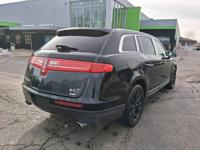 2011 LINCOLN MKT WAUKEGAN, ILLINOIS - Image 8