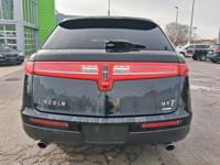 2011 LINCOLN MKT WAUKEGAN, ILLINOIS - Image 9