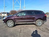 2010 CHEVROLET TRAVERSE WAUKEGAN, ILLINOIS - Image 5