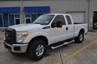 2014 Ford F250 Super Duty 4x4 well maintained Houston - Image 3