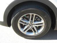 2017 Hyundai Santa Fe AWD rear cam low miles alarm 4cyl mpg++ records Escondido - Image 5