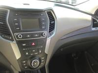 2017 Hyundai Santa Fe AWD rear cam low miles alarm 4cyl mpg++ records Escondido - Image 9