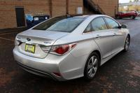 2012 Hyundai Sonata Hybrid - Efficient, Comfortable, and Affordable Lancaster Dr Se Salem OR 97317 - Image 5