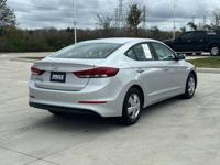 2018 Hyundai Elantra SE AUTONATION-Saturday December 27th-Call to confirm - Image 5