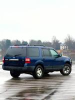 2011 Ford Expedition XLT V8 4x4 Bensalem - Image 9
