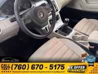 2012 Volkswagen CC Sport Sedan 6M 6 M 6-M PRICED TO SELL! Bloom Auto Sales - Image 9