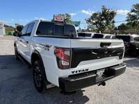 2021 Nissan Titan PRO 4X 4x4 4dr Crew Cab - Image 7