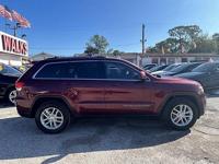 2017 Jeep Grand Cherokee Laredo 4x2 4dr SUV - Image 6