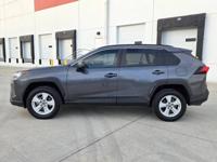 2021 Toyota RAV4 Hybrid LE AWD Excellent Cond. Portland - Image 9