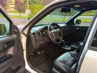 2008 Ford Escape Limited seattle - Image 7