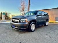 2010 CHEVROLET TAHOE HYBRID - SUPER CLEAN!! seattle - Image 2