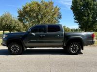 2019 Toyota Tacoma TRD Off Road V6 -accident-free & smoke-free - 127K! Norman - Image 6