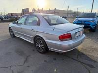 2004 Hyundai Sonata V6 4dr Sedan Sedan Universal Auto Sales - Image 6