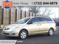 2006 Toyota Sienna LE 7 Passenger 4dr Mini Van East Brunswick, NJ