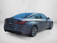 2023 Nissan Altima 2.5 SL Call (678) 721-8304 to confirm availability - AUTONATION - Image 6