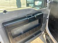 2013 Ford F550 Crew cab DRW 11 ft by 7.5 ft flat bed goose 6.7 diesel pasadena - Image 7