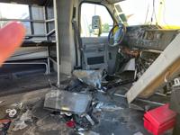2020 Shuttle bus parts or all Ford E450 seats windows etc pasadena - Image 9