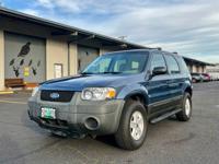 💥1 OWNER 2005 Ford Escape XLS 4X4 CARPLAY NAV💥 South Salem