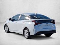 2022 Toyota Prius LE Electric Call (386) 603-6783 to confirm availability - AUTONATION - Image 9