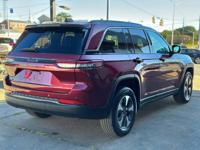 2024 JEEP GRAND CHEROKEE 4XE Shelbyville - Image 5